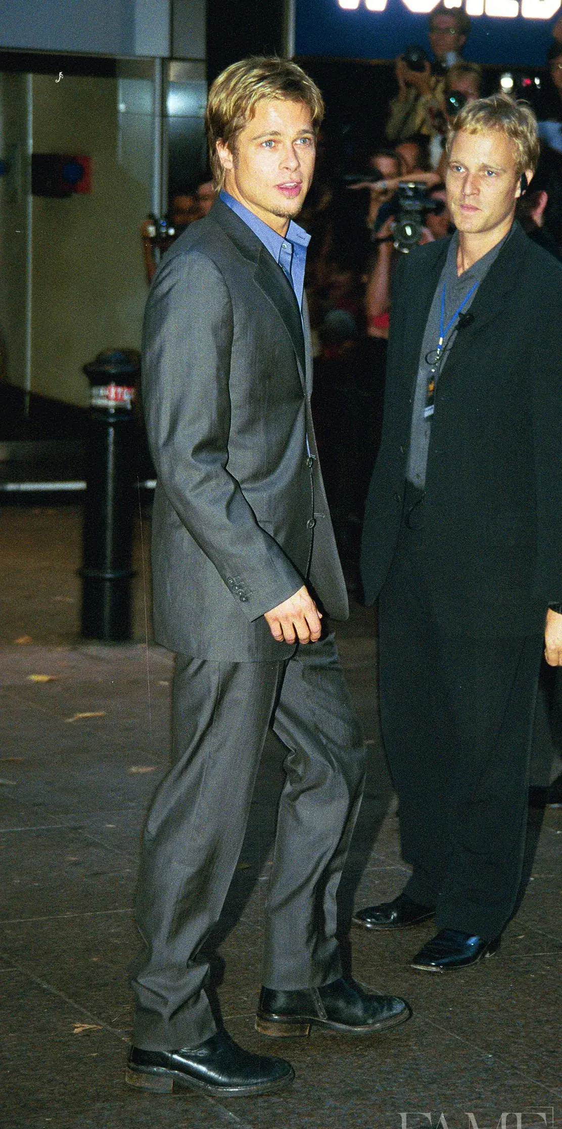 Brad Pitt attends the premiere of Guy Ritchie's film "Snatch" in London.