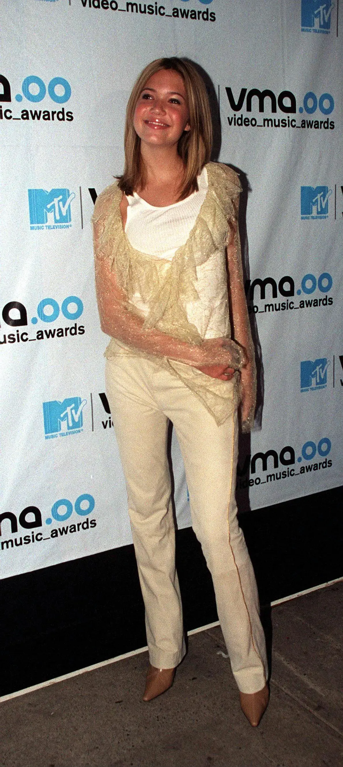 Mandy Moore at the 2000 MTV Video Music Awards in New York City